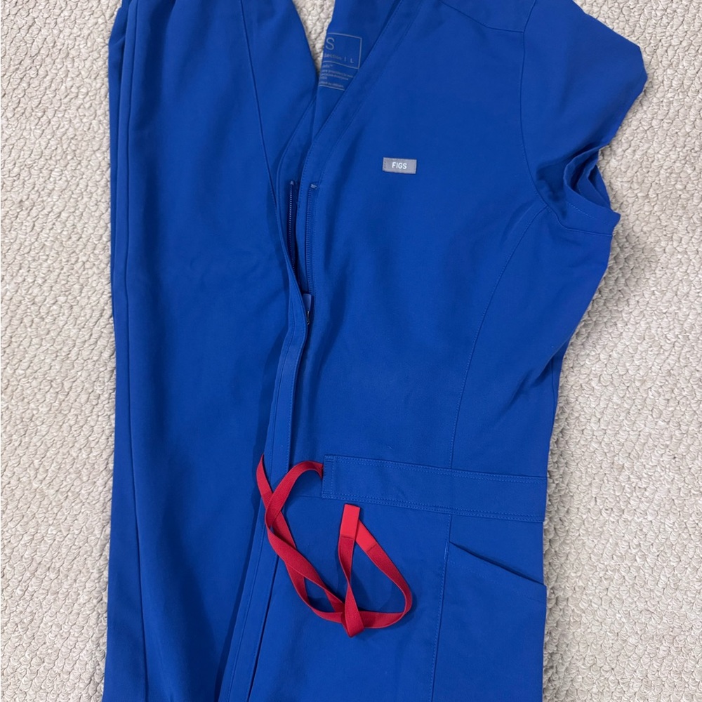 FIGS Jane V-neck jogger jumpsuit